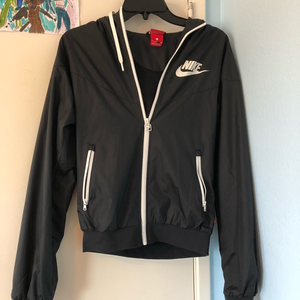 Black Nike Windbreaker